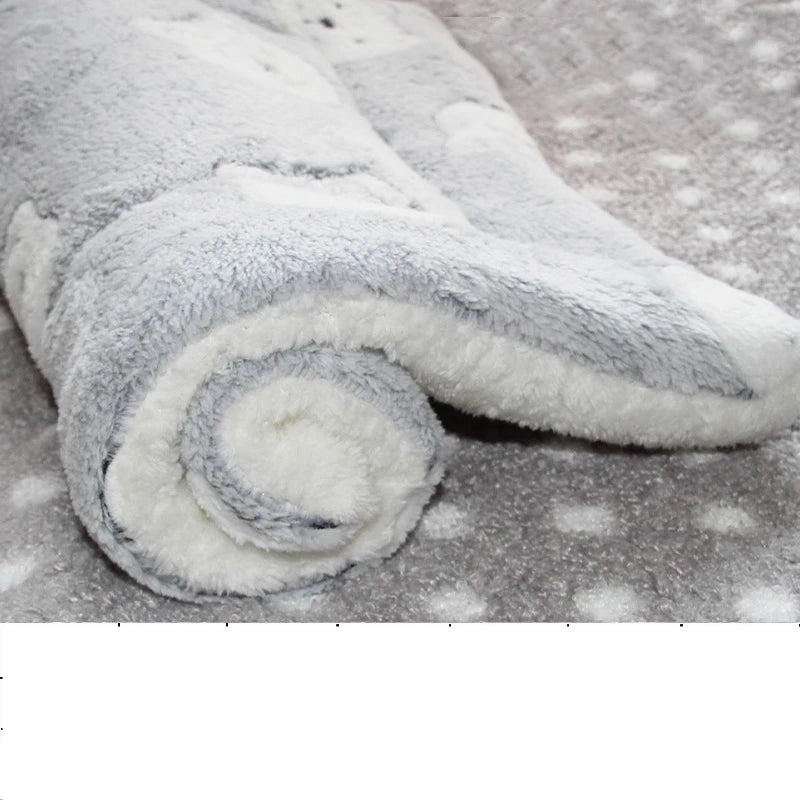 Large Thick Flannel Sleeping Mat