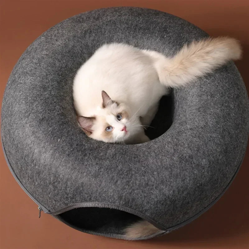 2-in-1 Felt Donut Cave