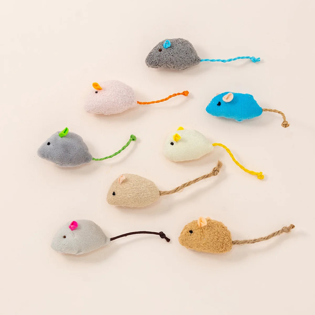 Rattle Mice with Catnip