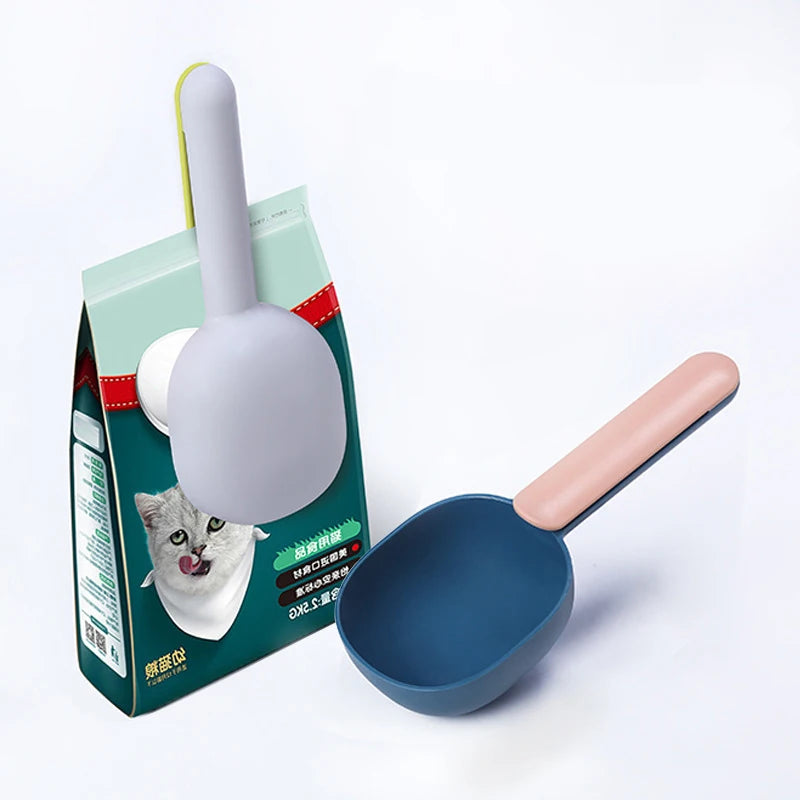 Food Scoop with Bag Clip