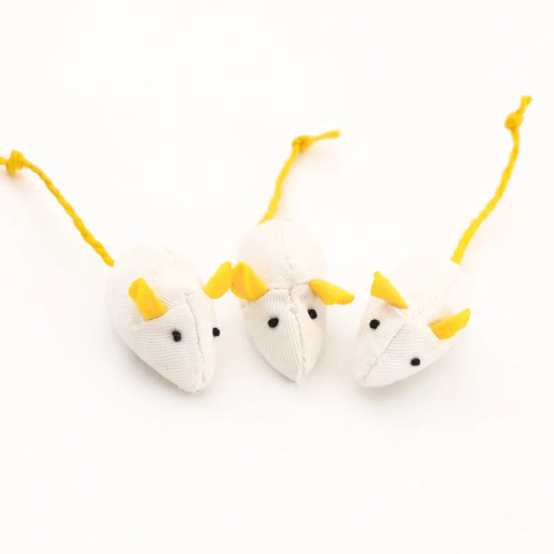 Rattle Mice with Catnip