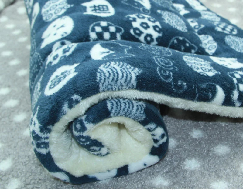 Large Thick Flannel Sleeping Mat