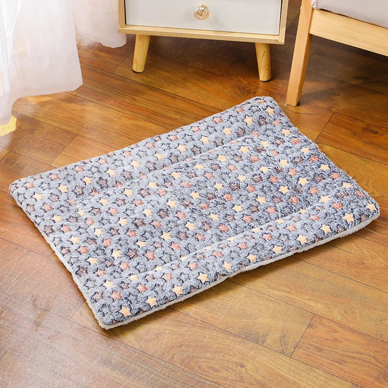 Reversible Pet Sofa Blanket